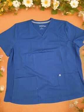 NWOT Fabletics medical Scrub never used Adults 3X